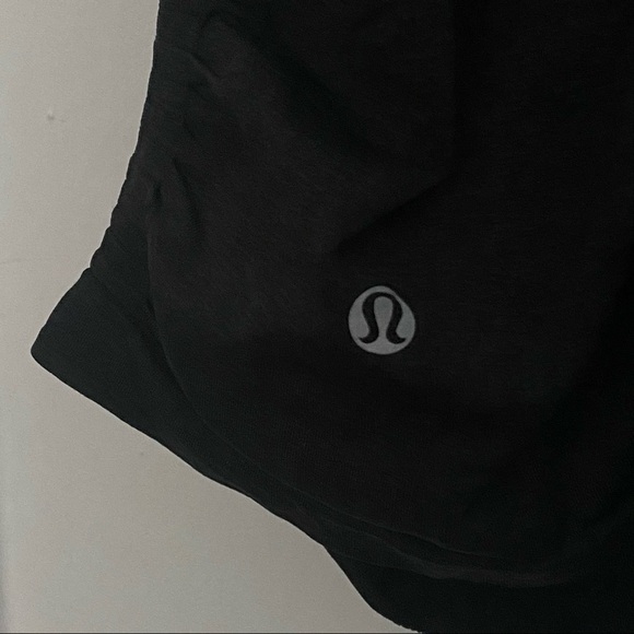 Lululemon Lightweight Slim Fit Black Tank 6 NWOT - Picture 13 of 15